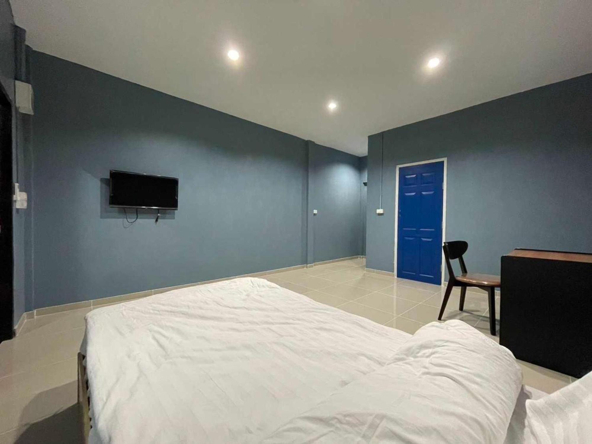 Collection O To The Sea Resort Thailand На Джомтьен Экстерьер фото