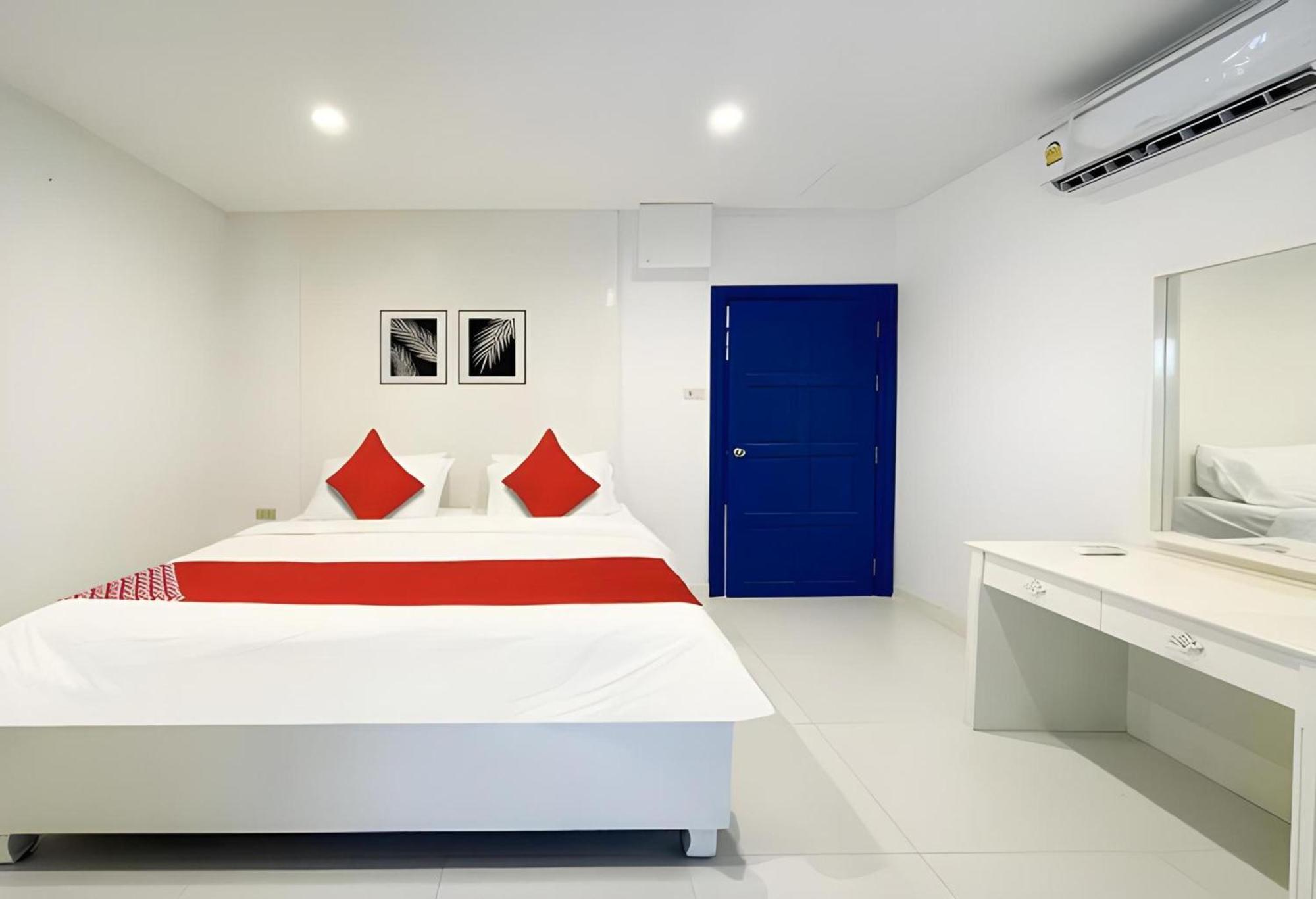 Collection O To The Sea Resort Thailand На Джомтьен Экстерьер фото